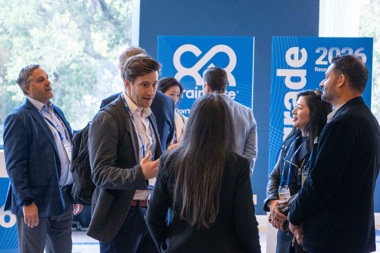 Guests connecting between sessions